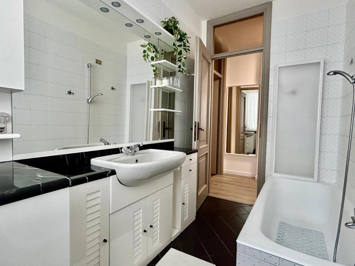 D-Place Apartment Piazza Duomo Crema Extérieur photo